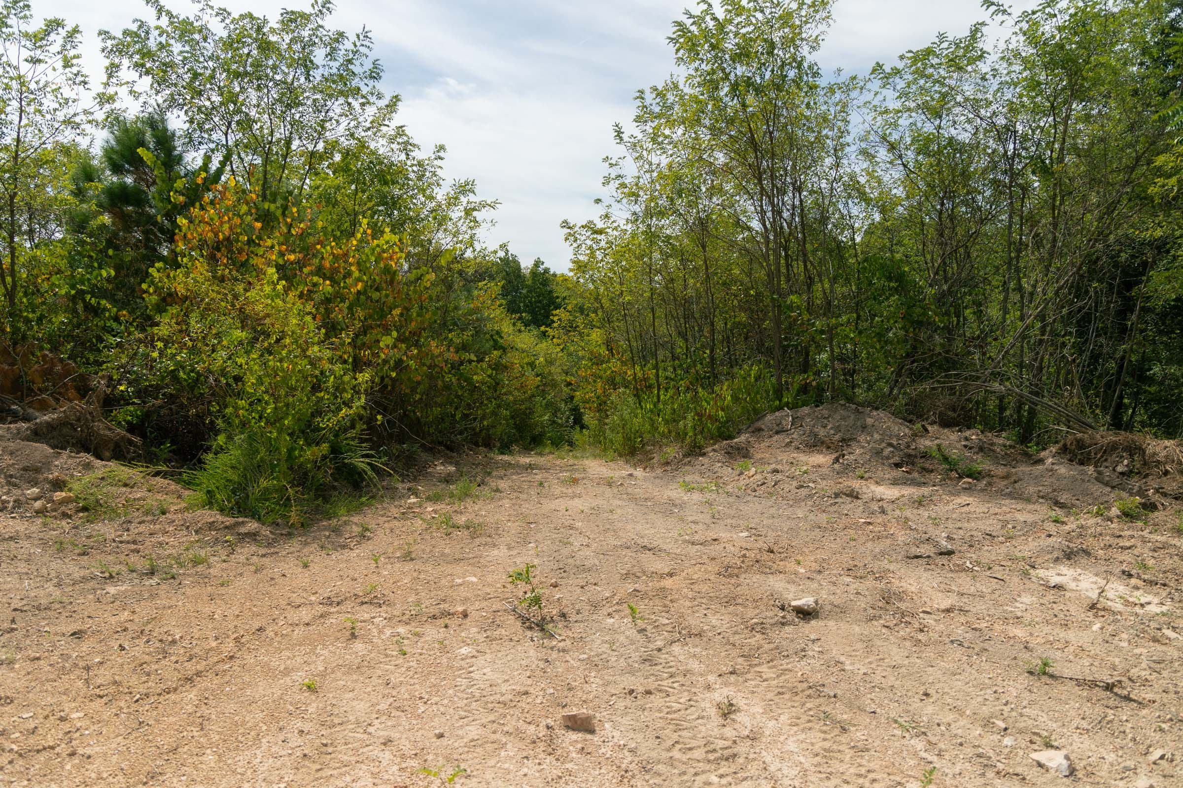 Tract 37 at Big White Oak in Perry County, Tennessee